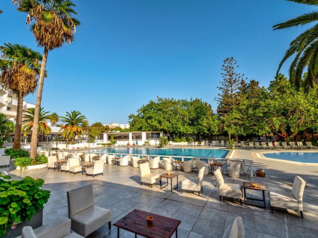 Golden Tulip President photo 0