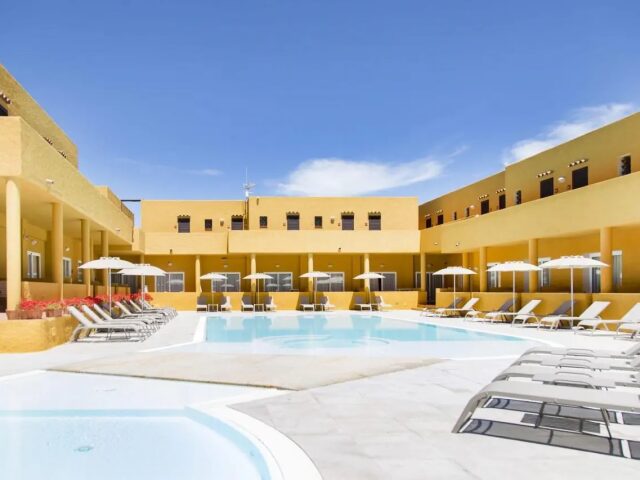 Blu Laconia Village photo 1