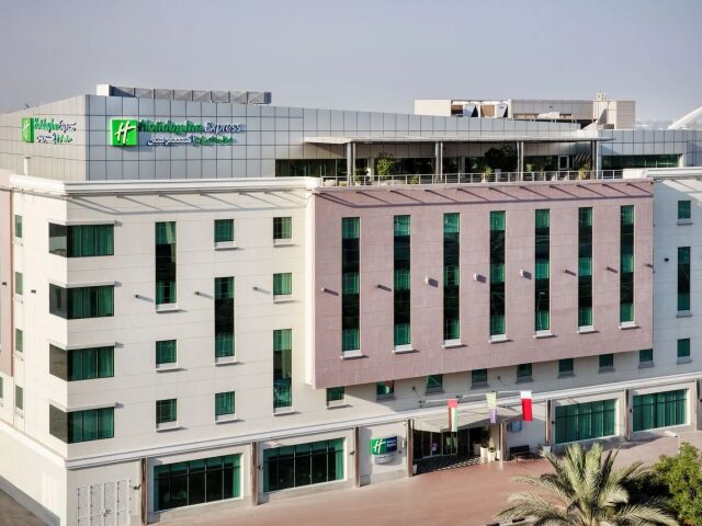 Holiday Inn Express Internet City