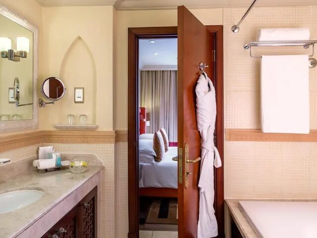Arjaan By Rotana Dubai Media City photo 2