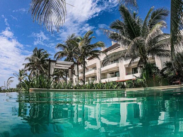 Akumal Bay Beach & Wellness Resort