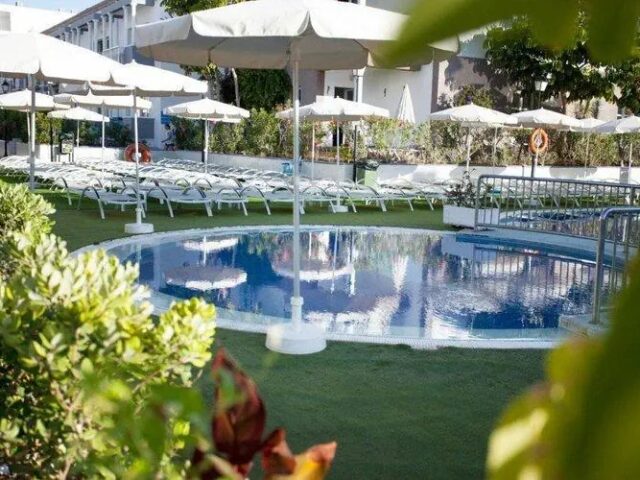 Coral Compostela Beach Golf photo 1
