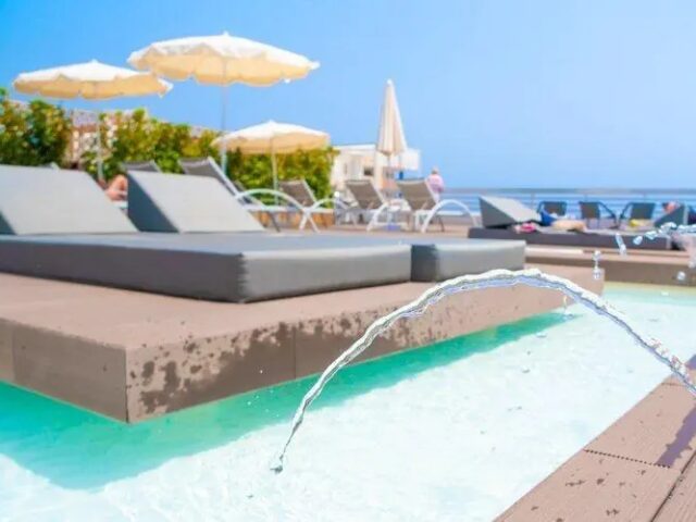 Coral Suites & Spa photo 1