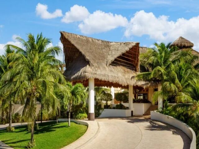 The Reef Coco Beach photo 3