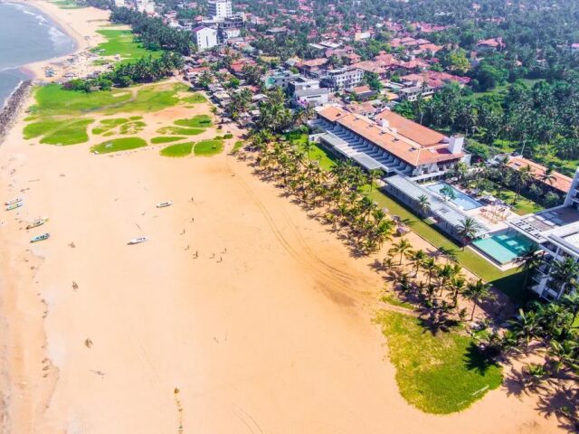 Goldi Sands photo 0