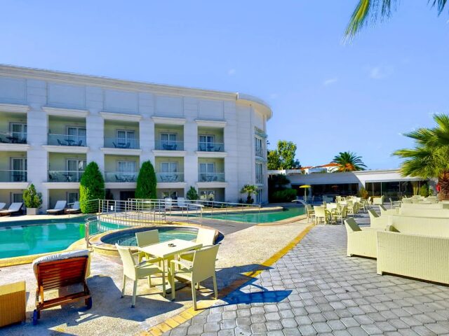 Elinotel Apolamare photo 2