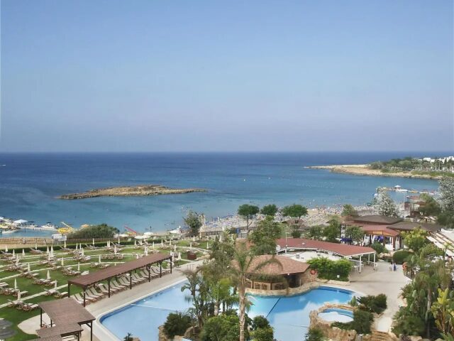 Capo Bay