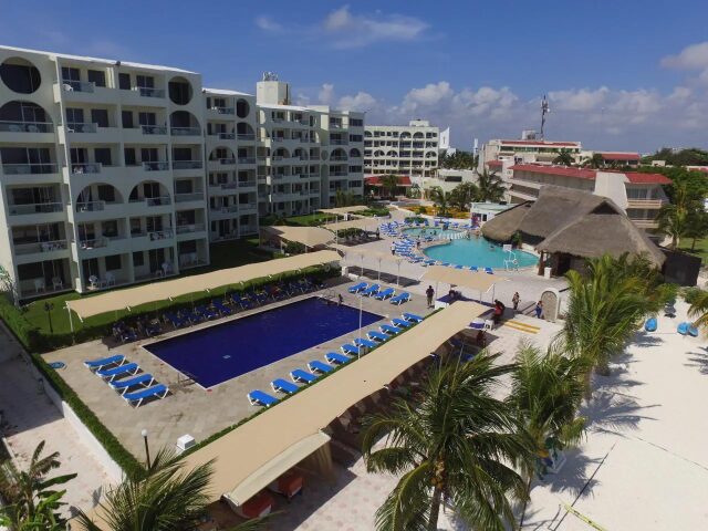 Aquamarina Beach Hotel Cancun photo 1