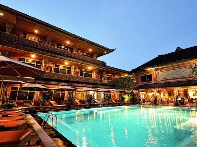 Wina Holiday Villa photo 3