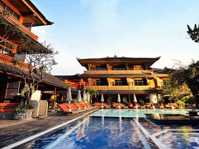 Wina Holiday Villa photo 0