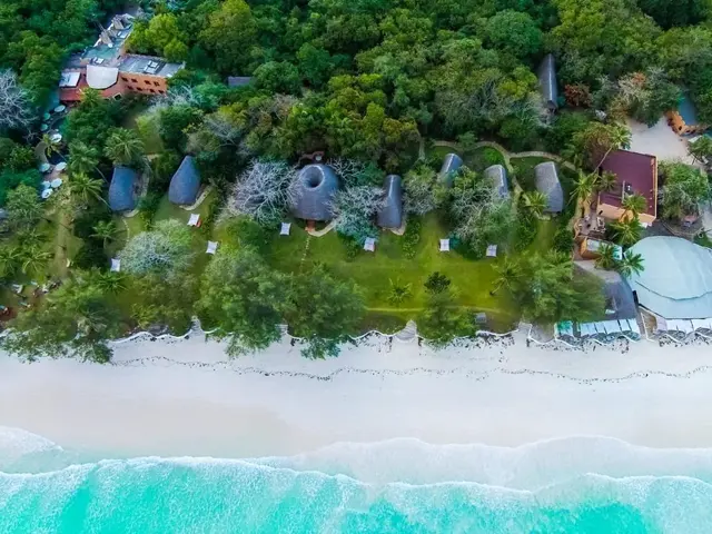 Nomad Beach Resort photo 0
