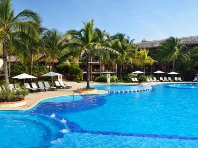 Catalonia Yucatan Beach photo 1