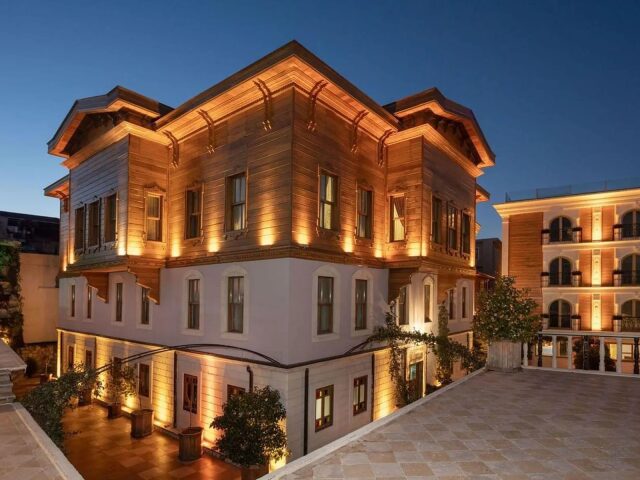Seven Hills Palace photo 0