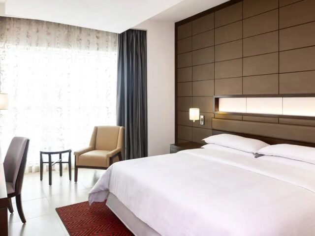 Four Points by Sheraton Sharjah photo 2