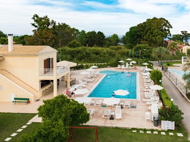 Yianetta Hotel & Suites