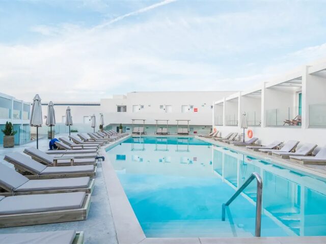 Mirage Bleu Resort photo 3