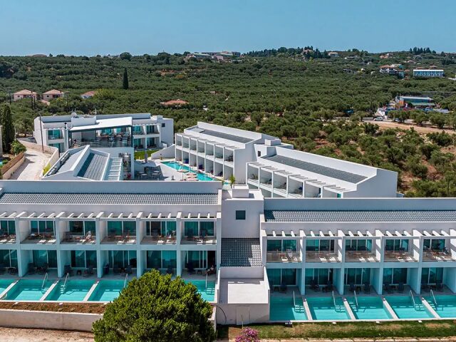 Mirage Bleu Resort photo 2