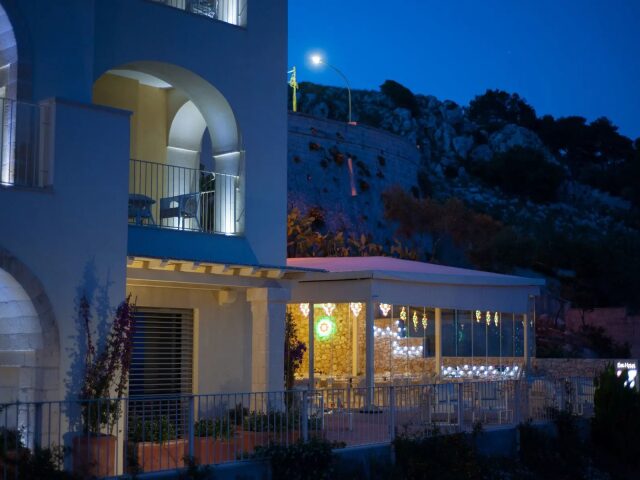 Est Hotel photo 2