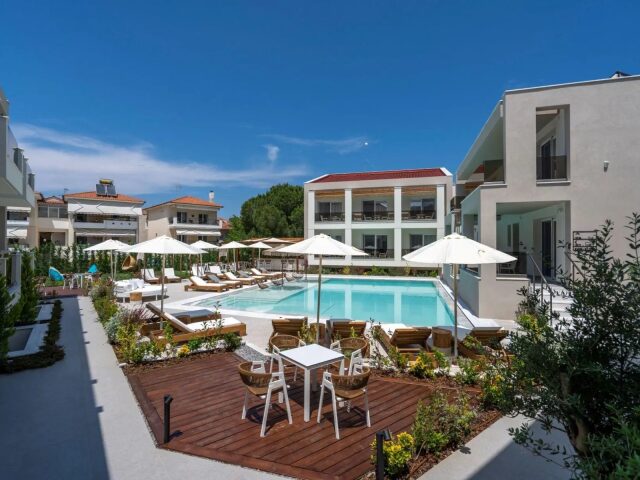Mirablue Deluxe Residences photo 2
