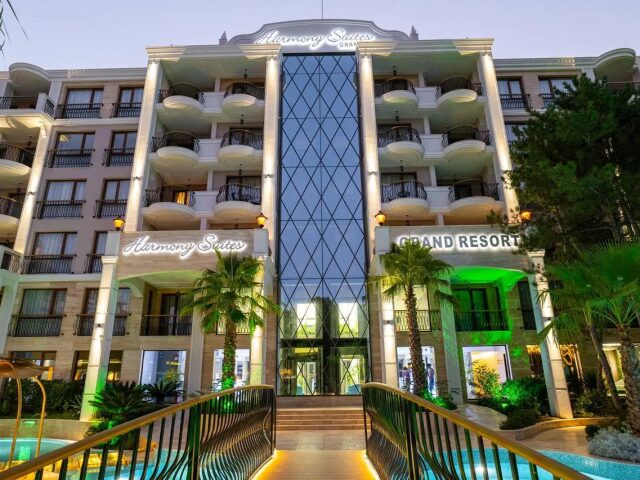 Harmony Suites 14, 15, 16 Grand Resort photo 1