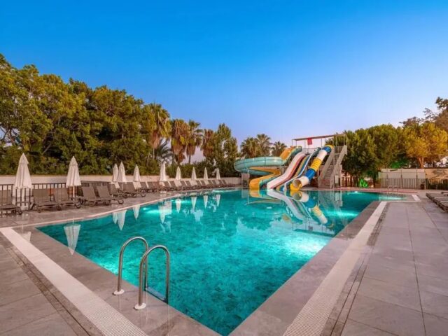 Seaphoria Beach Resort photo 0