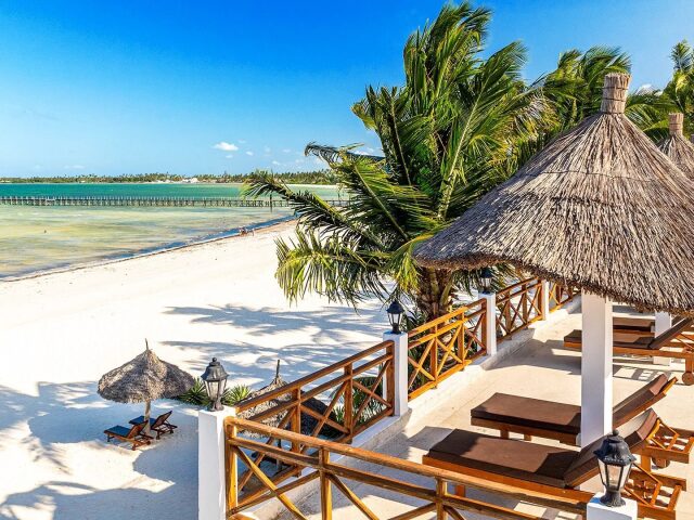 Karibu Beach Resort photo 1