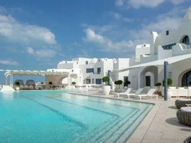 Anantara Santorini Abu Dhabi Retreat photo 2
