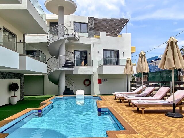 Romanias Apartments photo 0