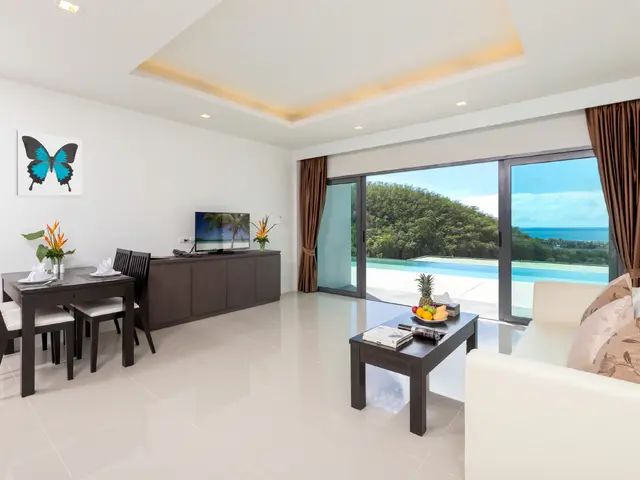 Patong Bay Hill Resort photo 2