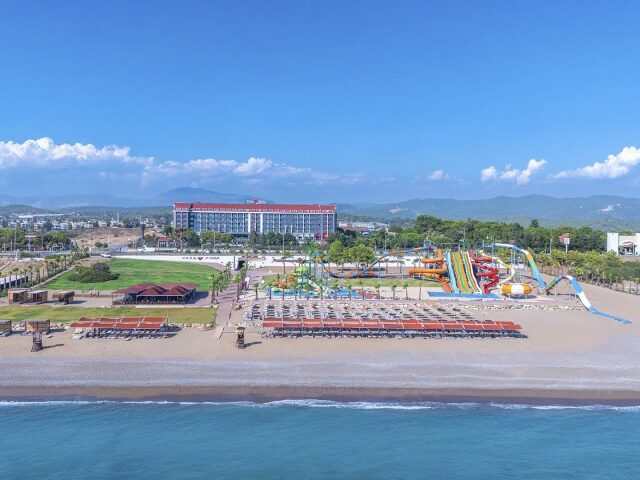 Casa Fora Beach Resort