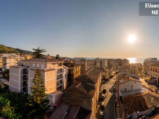 Eliseo Palace photo 1