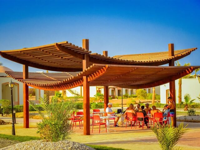 Amarina Queen Resort photo 3