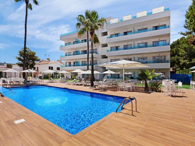 Metropolitan Playa photo 0
