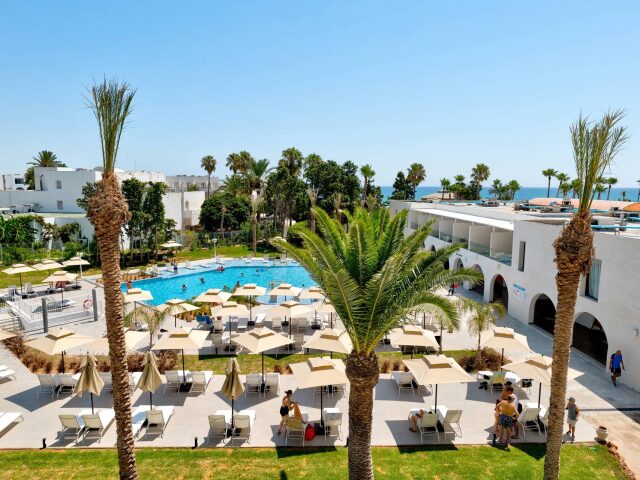 One Resort Premium photo 3