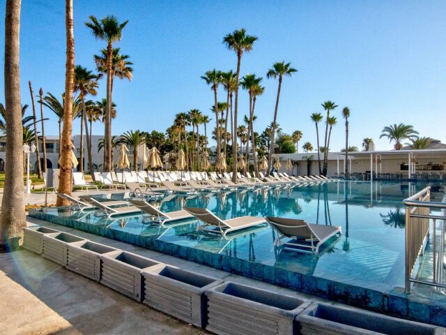 One Resort Premium photo 1