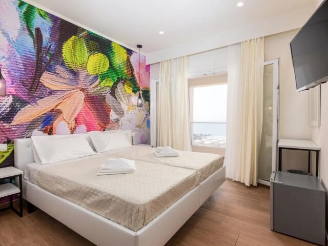 Aqua Luxury Suites photo 2