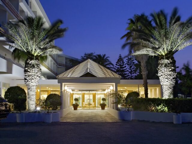 Eden Roc Resort