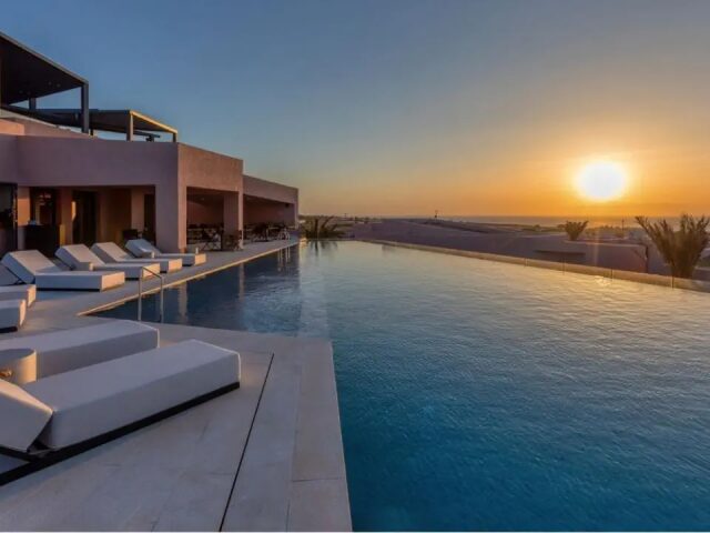 Domes Novos Santorini Autograph Collection