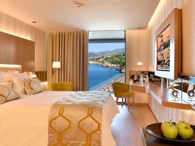 Maestral Resort & Casino photo 1