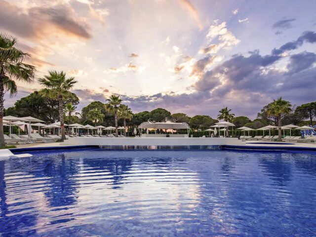 Movenpick Hotel Lalez Durres photo 1