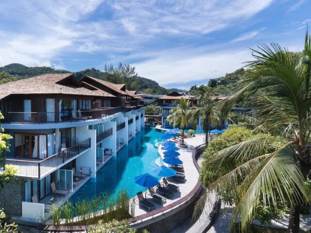 Holiday Ao Nang Beach Resort