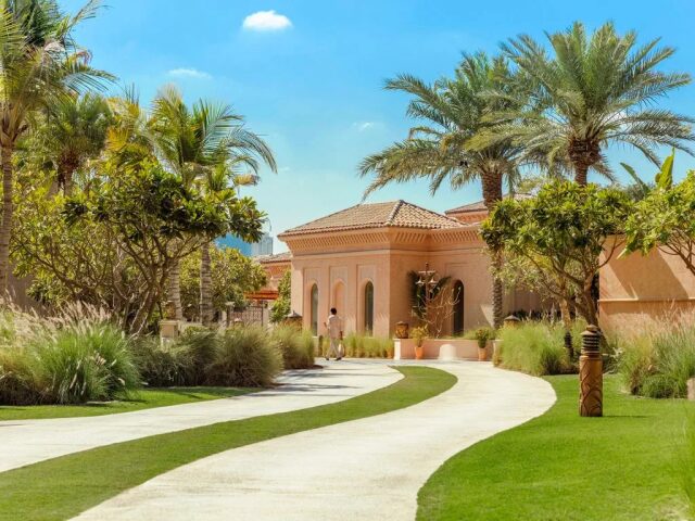 One & Only The Palm photo 3