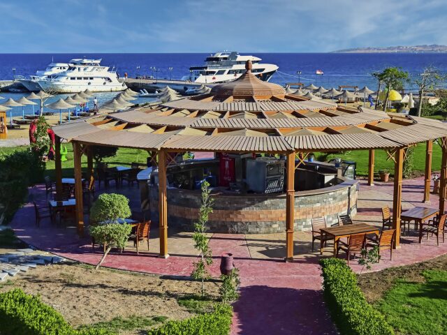 New Eagles Aqua Park Resort photo 0