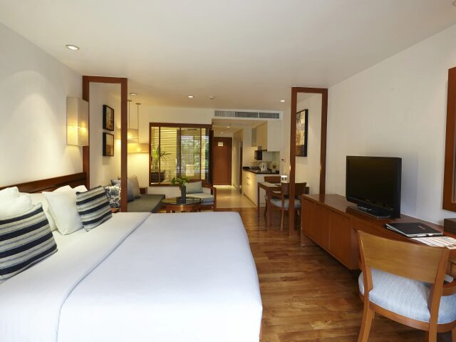 Woodlands Suites Serviced Residences photo 0