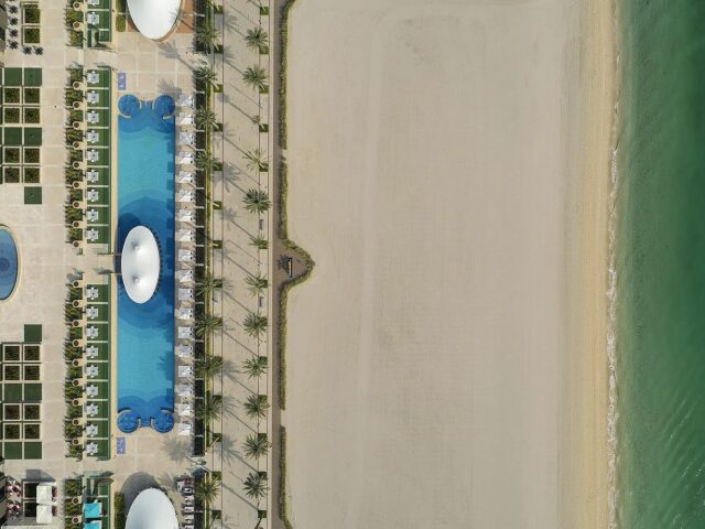 Hilton Dubai Palm Jumeirah photo 2