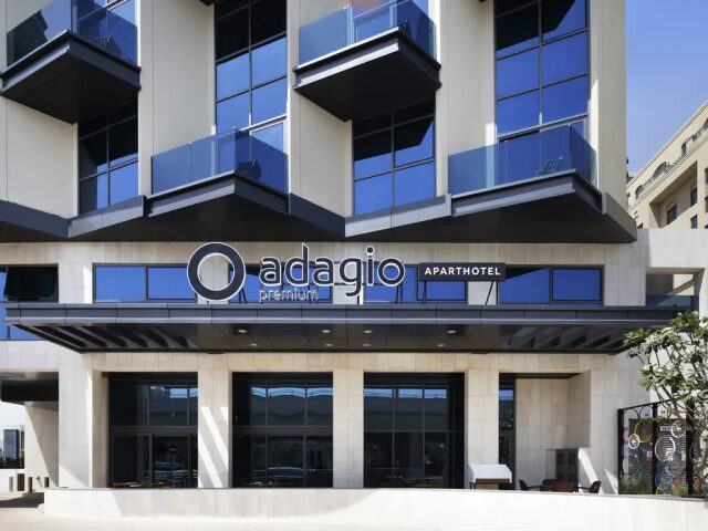 Adagio Premium The Palm photo 1