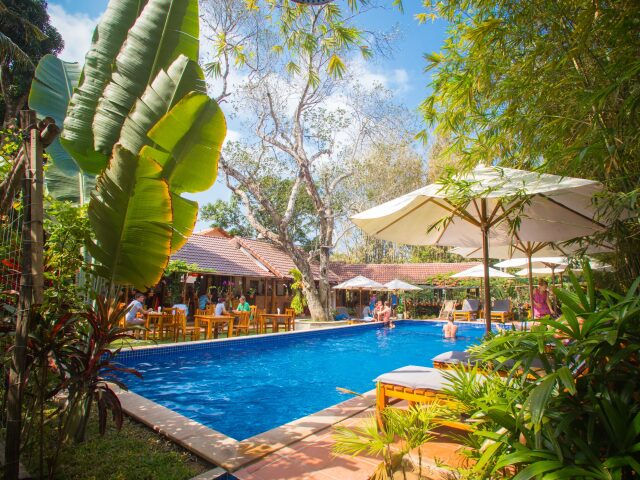 La Mer Resort