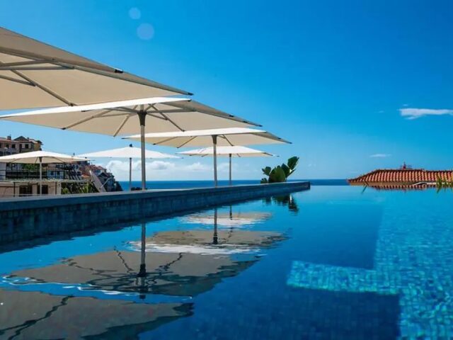 Pestana Village Garden Hotel