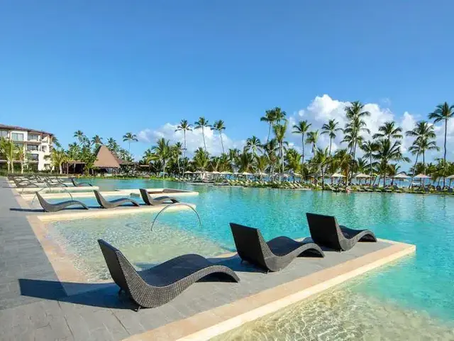 Adults Only Club at Lopesan Costa Bavaro Resort photo 3