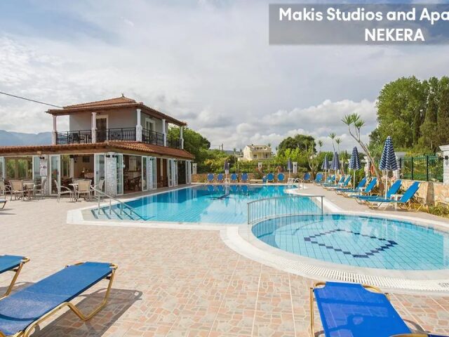 Makis Studios and Apartments